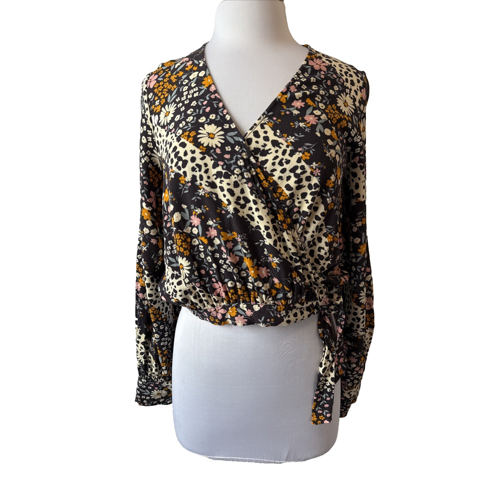 White Crow‎ Women's S Cottagecore Floral Wrap Crop Blouse Boho Fairy Whimsical